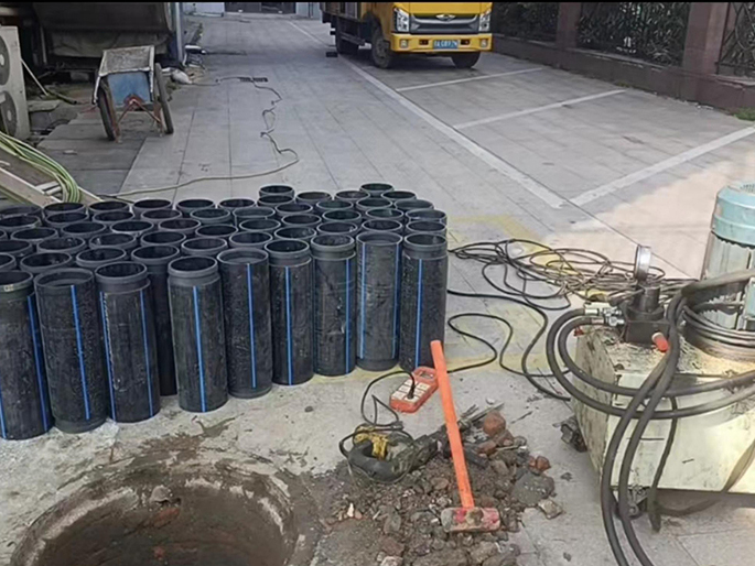 随县PE置换管厂家 DN315置换管 非开挖管短管置换